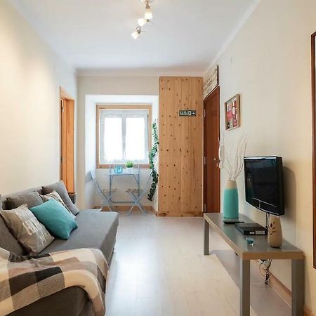 Biti'S Nest Apartment Lisbon Bagian luar foto