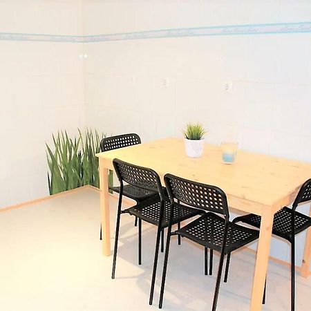 Biti'S Nest Apartment Lisbon Bagian luar foto