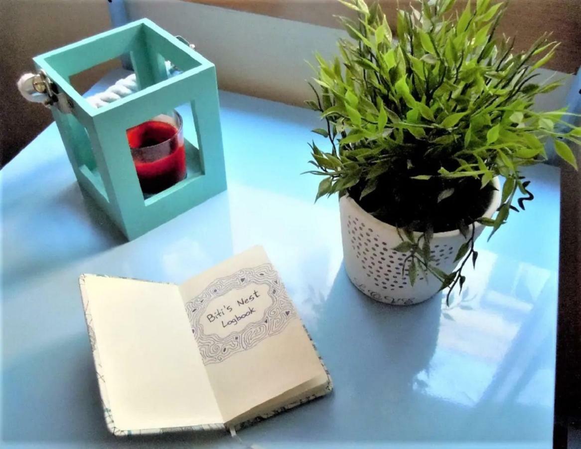 Biti'S Nest Apartment Lisbon Bagian luar foto