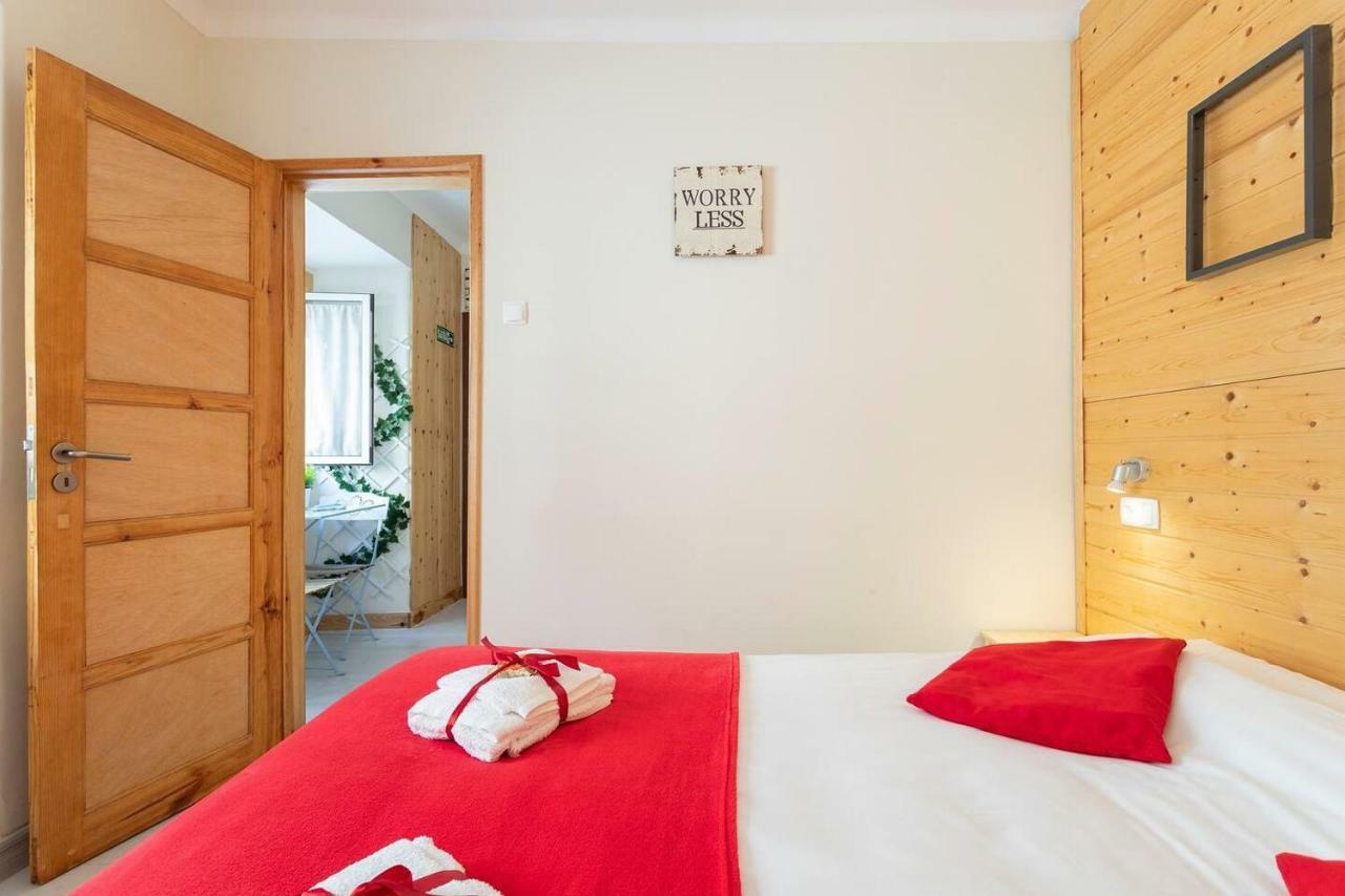 Biti'S Nest Apartment Lisbon Bagian luar foto