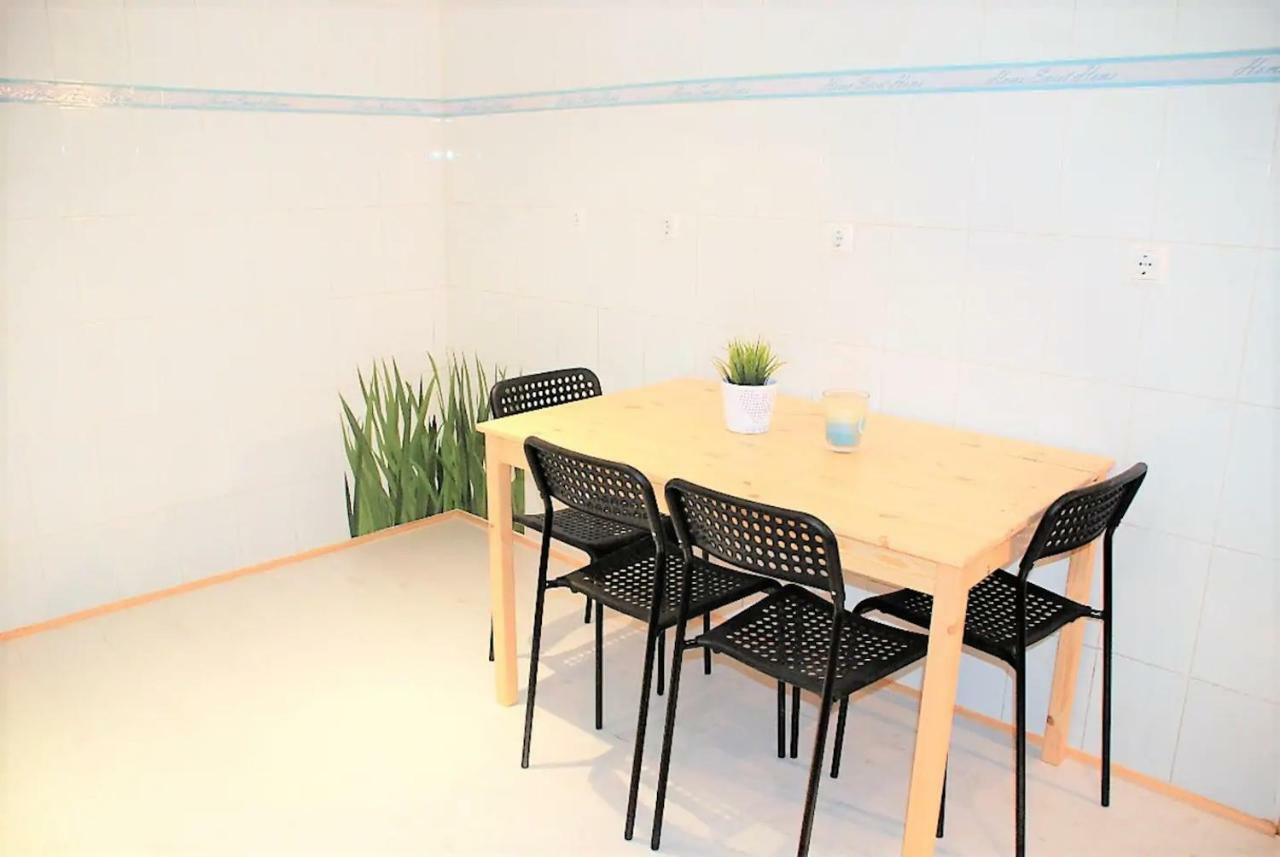 Biti'S Nest Apartment Lisbon Bagian luar foto