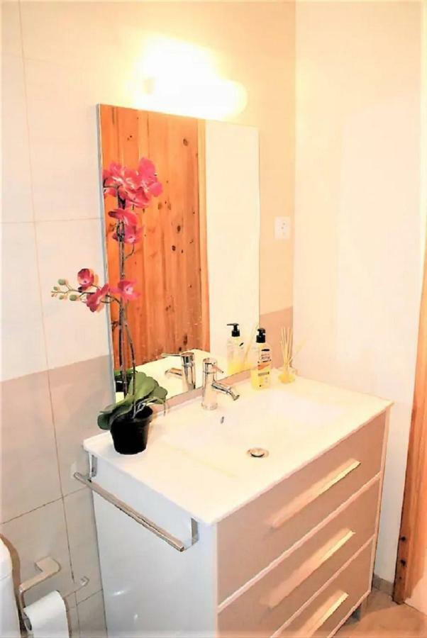 Biti'S Nest Apartment Lisbon Bagian luar foto